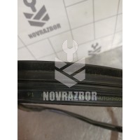 Уплотнитель стекла двери Ford Focus 2 05-08
