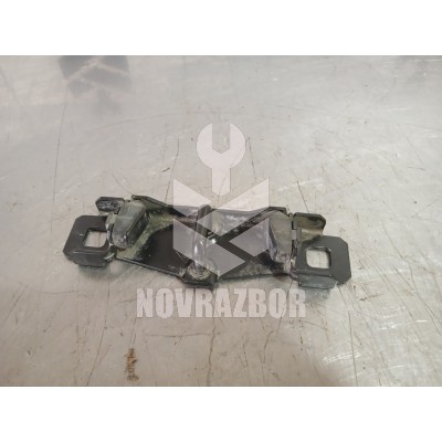 Ответная часть замка багажника Ford Focus 2 05-08