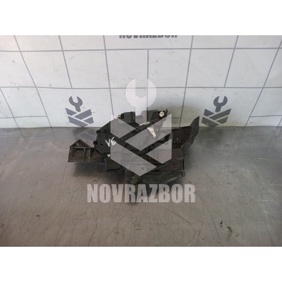 Замок двери задней левой Ford Focus 2 05-08