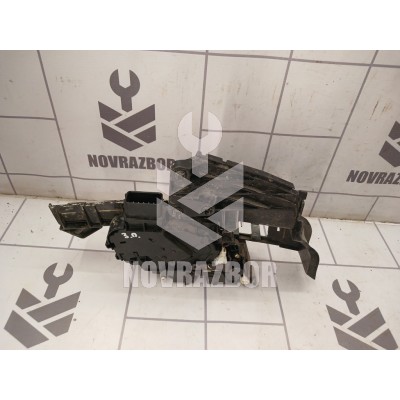 Замок двери задней правой Ford Focus 2 05-08