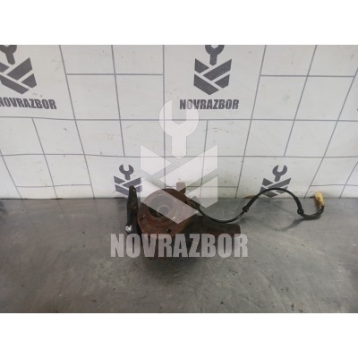 Кулак поворотный передний правый Renault Clio 2 Symbol 1998-2008