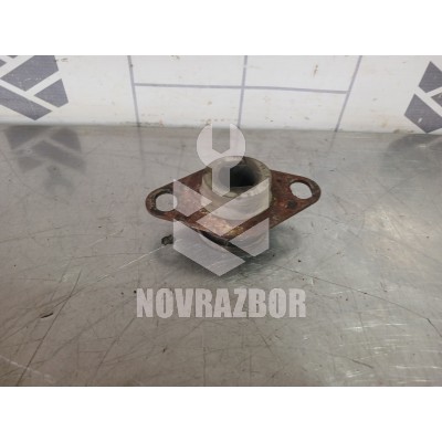 Опора КПП левая Renault Clio 2 Symbol 1998-2008