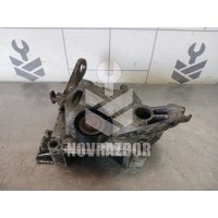 Кронштейн двигателя Renault Clio 2 Symbol 1998-2008