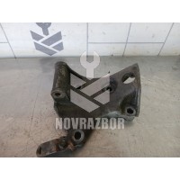 Кронштейн генератора Renault Clio 2 Symbol 1998-2008