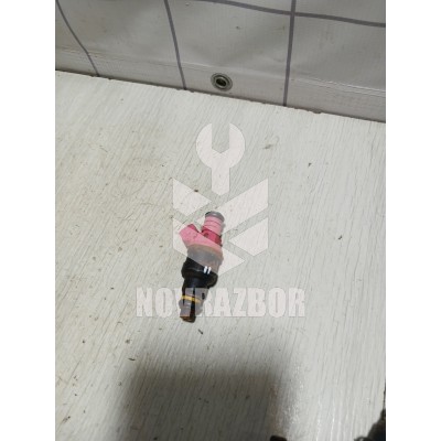 Форсунка инжекторная Renault Clio 2 Symbol 1998-2008