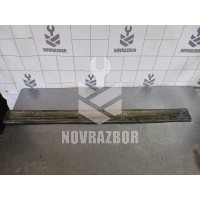 Молдинг передней правой двери Audi A6 (C4) 1994-1997