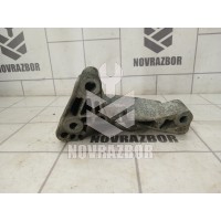 Кронштейн двигателя правый Renault Clio 2 Symbol 1998-2008