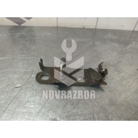 Ответная часть замка багажника Mazda 626 (GE) 1992-1997