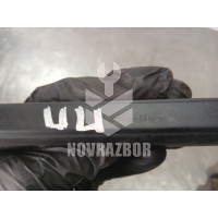 Накладка стекла переднего правого Ford Focus 2 05-08