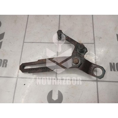 Планка натяжения ремня генератора Audi 80  90  B3  86-91