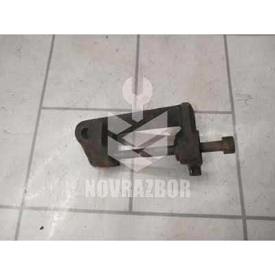 Кронштейн генератора Audi 80  90  B3  86-91
