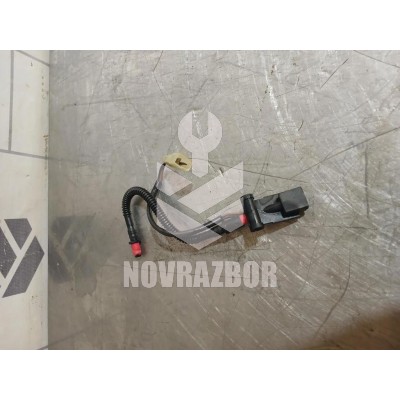 Форсунка омывателя лобового стекла VW Golf 4 Bora 97-05