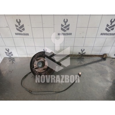 Кулак поворотный задний правый Mazda 323 BA 94-98