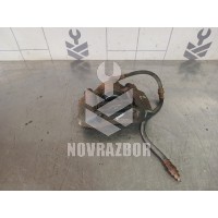 Суппорт передний левый Mazda 323 BA 94-98