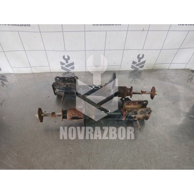 Амортизатор передний Mazda 323 BA 94-98