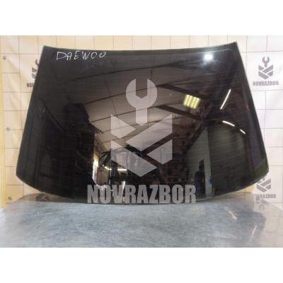 Стекло заднее Daewoo Espero 91-99