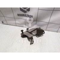 Крепеж рулевой рейки Audi 80  90  B3  86-91