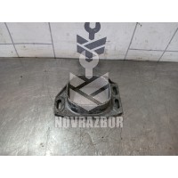 Кронштейн двигателя передний VW Passat B5 96-00