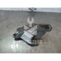 Кронштейн опоры двигателя VW Passat B5 96-00