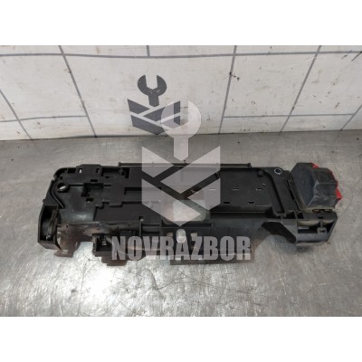 Блок предохранителей Ford Transit 06-13
