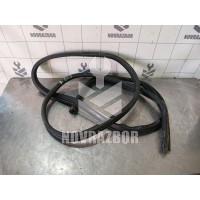 Уплотнитель двери Ford Transit 06-13