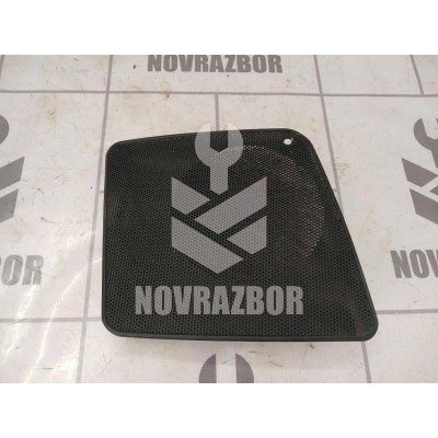 Решетка динамика VW Golf 3 Vento 91-97 Решетка динамика VW Golf 3 Vento 91-97