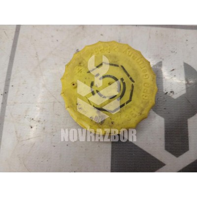 Крышка бачка тормозной жидкости VW Passat B5 96-00