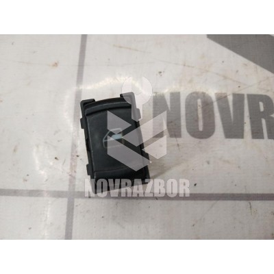 Кнопка стеклоподъемника VW Passat B5 96-00