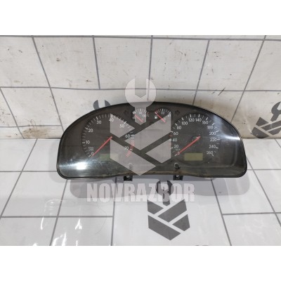 Панель приборов VW Passat B5 96-00 Панель приборов VW Passat B5 96-00