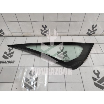 Стекло кузовное глухое правое Suzuki SX4 2006-2013