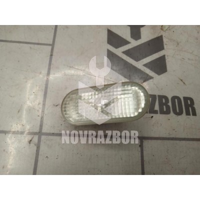 Повторитель на крыло белый VW Passat B5 96-00