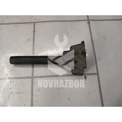 Кронштейн (сопут. товар) VW Passat B5 96-00 Кронштейн (сопут. товар) VW Passat B5 96-00