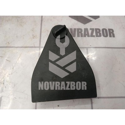 Кронштейн (сопут. товар) VW Passat B5 96-00 Кронштейн (сопут. товар) VW Passat B5 96-00