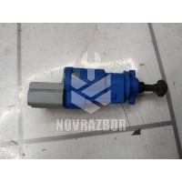 Датчик педали сцепления Renault Clio 3  2005-2012