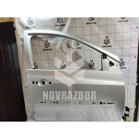 Дверь передняя правая Renault Clio 3  2005-2012