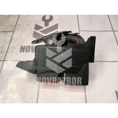 Ответная часть ремня безопасности Renault Clio 3  2005-2012