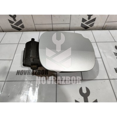 Лючок бензобака Renault Clio 3  2005-2012
