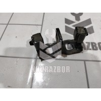 Ответная часть замка багажника Renault Clio 3  2005-2012