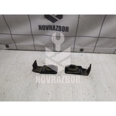 Кронштейн радиатора Fiat Albea 2003 +