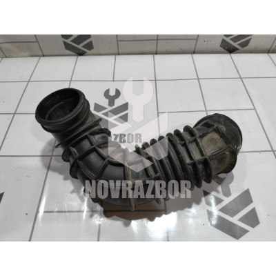 Патрубок воздушного фильтра Ford Focus 1 1998-2004