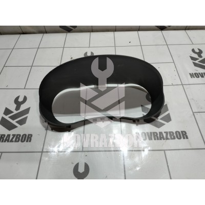 Накладка на панель приборов Renault Clio 3 2005-2012 Накладка на панель приборов Renault Clio 3 2005-2012