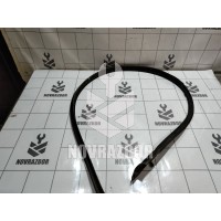 Уплотнитель Renault Clio 3  2005-2012