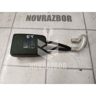 Ответная часть ремня безопасности VW Passat B5 96-00 Ответная часть ремня безопасности VW Passat B5 96-00