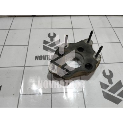 Кронштейн Renault Clio 3 2005-2012 Кронштейн Renault Clio 3 2005-2012