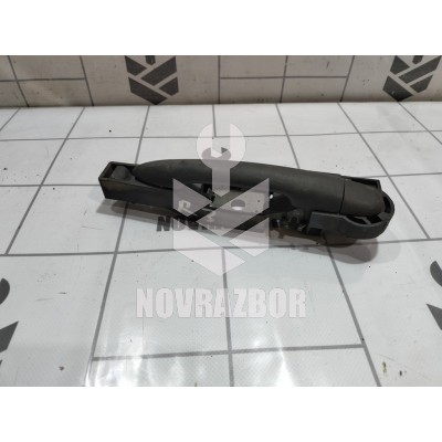 Ручка двери наружная правая Renault Clio 3 2005-2012 Ручка двери наружная правая Renault Clio 3 2005-2012