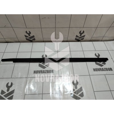 Молдинг стекла Ford Focus 1 1998-2004 Молдинг стекла Ford Focus 1 1998-2004