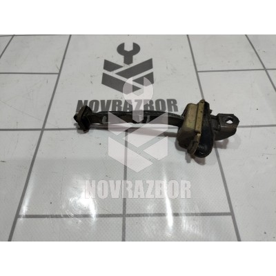 Ограничитель двери Ford Focus 1 1998-2004 Ограничитель двери Ford Focus 1 1998-2004