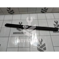 Молдинг стекла Renault Clio 3  2005-2012