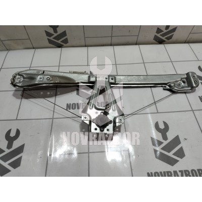 Стеклоподъемник механ. задний левый Renault Clio 3  2005-2012