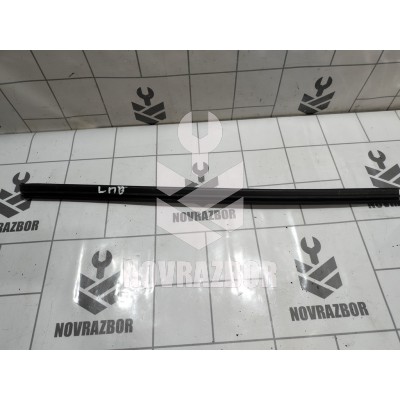 Молдинг стекла Renault Clio 3 2005-2012 Молдинг стекла Renault Clio 3 2005-2012